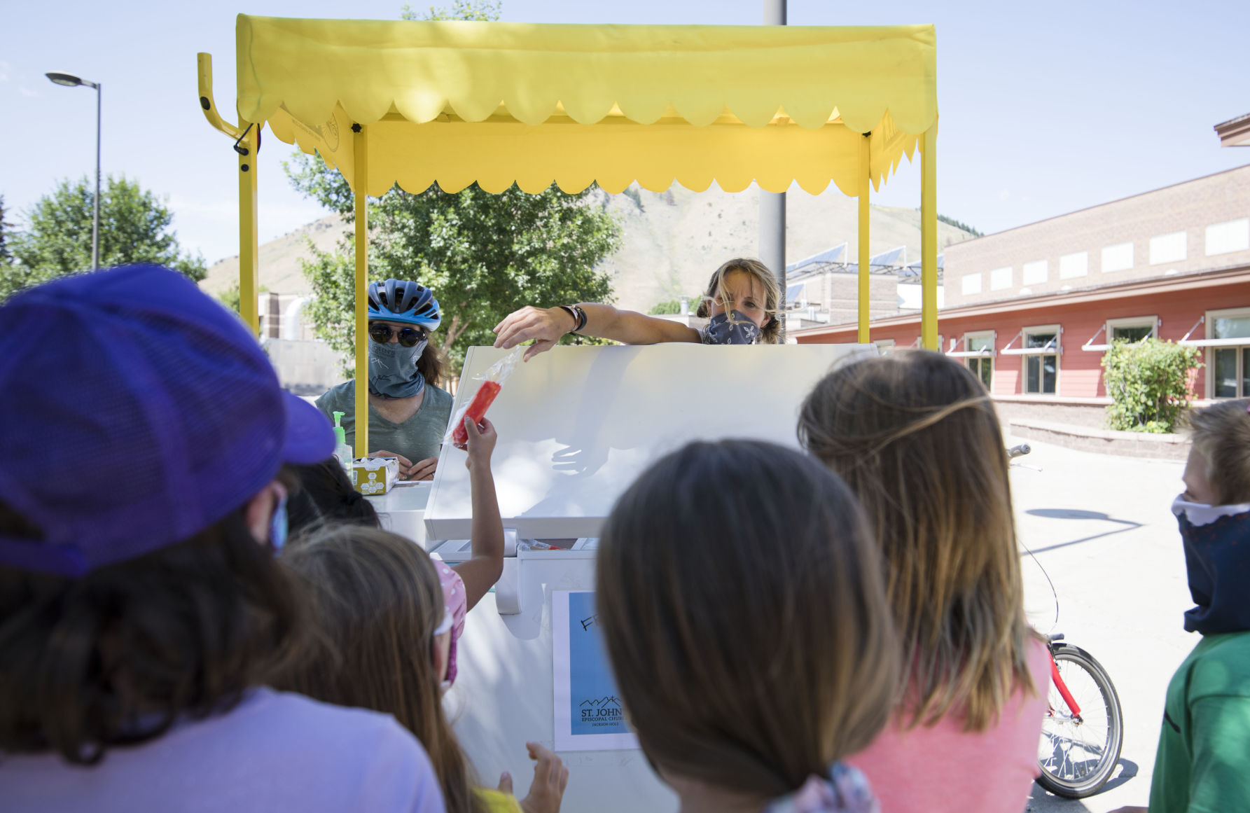Free ice cream e-bike spreads joy around Jackson